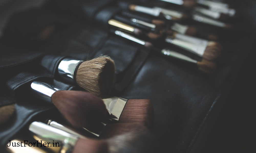 Easy DIY Make up storage ideas