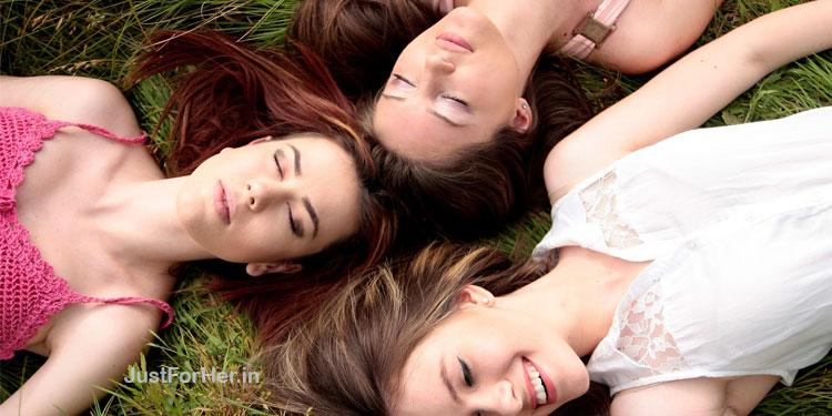 Threesome Lesbian Sex Positions You Need to Try Immediately