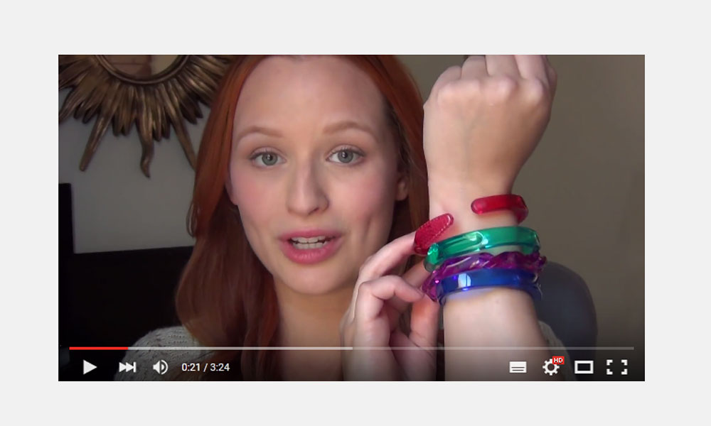 Beauty & StyleAugust 24, 2015 How To Make Bracelets From Toothbrush